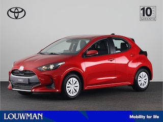 Toyota Yaris 1.5 Hybrid 115 Comfort *NIEUW* | Direct leverbaar! | Premium kleur | MY2025