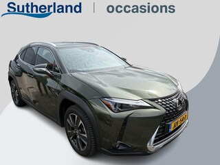 Lexus UX 250h Preference Line | 184pk | Stoel- & Stuurverwarming | Adaptive Cruise | Achteruitrijcamera | 18 Inch |