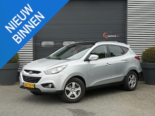 Hyundai ix35 2.0 CRDi Business Edition | Panoramadak | Camera | Navigatie | Trekhaak |