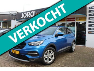 Opel Grandland X 1.2 Turbo Business Executive