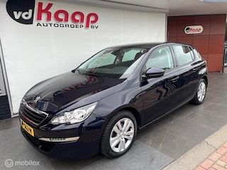 Peugeot 308 1.2 PureTech Blue Lease Executive dist,riem en olie pomp net vervangen door de dealer