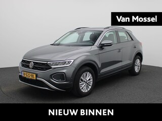 Volkswagen T-Roc 1.5 TSI Life Business 150 PK| Parkeersensoren | Apple Carplay | Android Auto | Stoelverwarming | Climatronic | Trekhaak | Park Assist