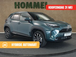 Toyota Yaris Cross 1.5 Hybrid 130 Dynamic - DIRECT NIEUW UIT VOORRAAD LEVERBAAR - NAVIGATIE - PARKEERSENSOREN VOOR/ ACHTER - VOORSTOELEN VERWARMD - STUUR VERWARMD - DODEHOEK DETECTIE - KEYLESS ENTRY/ START - CLIMATE CONTROL - APPLE CARPLAY/ ANDROID AUTO