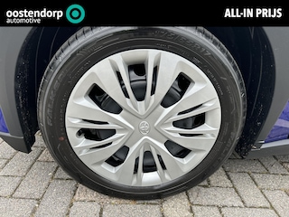 Toyota Aygo 1.0 VVT-i MT Play (Carplay Navigatie - Adaptive cruise)