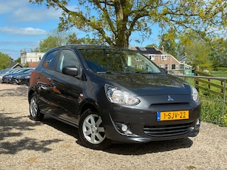 Mitsubishi Space Star 1.0 Intense | Airco + 5-drs + Clima Nu € 3.975,-!!!