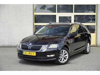 Skoda Octavia Combi 1.0 TSI Automaat Ambition Business BJ2019 Lmv 16" | Led | Pdc | Trekhaak | App-Connect | Navi | Climate control | Cruise control | Extra getint glas