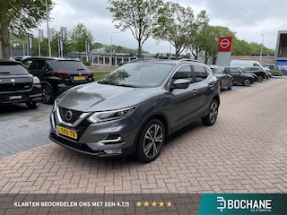Nissan Qashqai 1.3 DIG-T N-Connecta | Trekhaak | Verwarmbare voorruit en Voorstoelen | Panoramadak |
