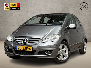 Mercedes-Benz A160 Sport (AIRCO, LEDER, LOGISCH NAP, SPORTSTOELEN, CRUISE, PARKEERSENSOREN, NIEUWE APK, NIEUWSTAAT)