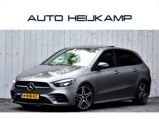 Mercedes-Benz B-klasse 180 Business Solution AMG | Pano-dak | NL-Auto | 1e Eigenaar |
