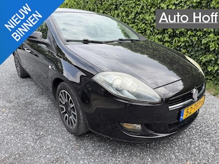 Fiat Bravo 1.4 MultiAir MyLife | Autom. Airco | Cruise Control | LMV | Elekt. Ramen | PDC | Trekhaak | Nieuwe APK!