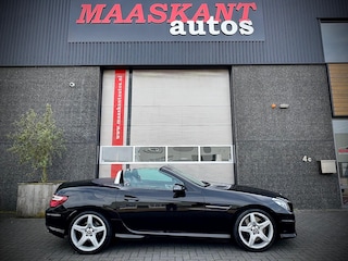 Mercedes-Benz SLK 250 Editon 1 AMG / Aut7 / Airscarf / Heated seats / Pano / JUST SERVICED!