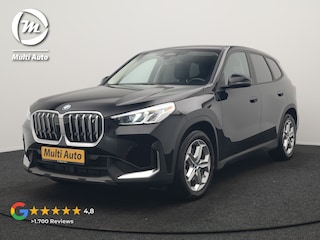 BMW iX1 xDrive30 Launch Edition 67 kWh 313pk Dealer O.H. | Adaptief M Onderstel | Camera | Stoelverwarming | Widescreen Navi | Sfeerverlichting | Apple Carplay | Navigatie | DAB | 18'' L.M. | Virtual | Cruise Control |