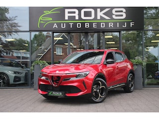 Alfa Romeo Junior 1.2 Turbo Hybrid Ibrida Intensa