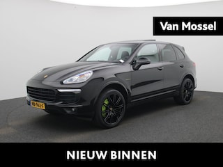 Porsche Cayenne 3.0 S E-Hybrid Platinum Edition | WORDT VERWACHT | Apple Carplay/Android Auto | Achteruitrijcamera | Parkeersensoren | Luchtvering | BOSE | Trekhaak | Stoelverwarming |