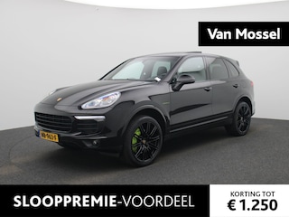 Porsche Cayenne 3.0 S E-Hybrid Platinum Edition | WORDT VERWACHT | Apple Carplay/Android Auto | Achteruitrijcamera | Parkeersensoren | Luchtvering | BOSE | Trekhaak | Stoelverwarming |