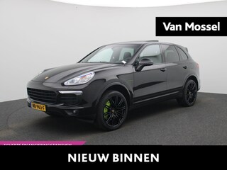 Porsche Cayenne 3.0 S E-Hybrid Platinum Edition | WORDT VERWACHT | Apple Carplay/Android Auto | Achteruitrijcamera | Parkeersensoren | Luchtvering | BOSE | Trekhaak | Stoelverwarming |