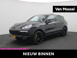 Porsche Cayenne 3.0 S E-Hybrid Platinum Edition | WORDT VERWACHT | Apple Carplay/Android Auto | Achteruitrijcamera | Parkeersensoren | Luchtvering | BOSE | Trekhaak | Stoelverwarming |