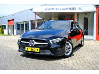 Mercedes-Benz A-klasse 180 Business Solution LED|1e Eig|Navi|LMV|Cam|Half Leder