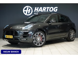 Porsche Macan 3.6 Turbo *NL AUTO / PORSCHE ONDERHOUDEN* + CARBON / PANO / SPORT CHRONO