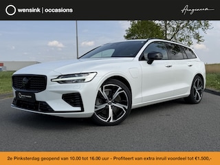 Volvo V60 2.0 T8 Plug-in hybrid AWD Ultimate Dark | SOH 100% | Harman/Kardon | Trekhaak | Panoramdak | DAB | HUD | Stoelverwarming V+A | Adaptieve cruise control |