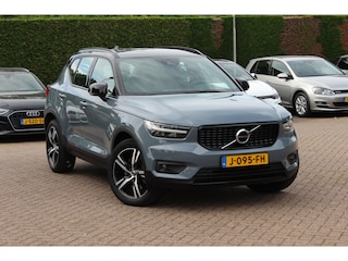 Volvo XC40 1.5 T5 Recharge R-Design / Camera / Leder / Harman Kardon / Keyless / 19'' / Stuur+Stoelverwarming / Elektr. Stoelen / Bliss / DAB / ACC