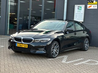BMW 330e High Executive/LED/NAVI/CARPLAY/NL-AUTO NAP!!