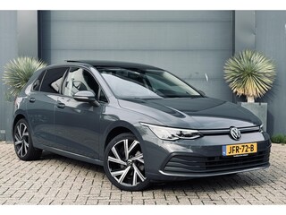 Volkswagen Golf 1.0 TSI Life Pano/Navi/RijlesAuto