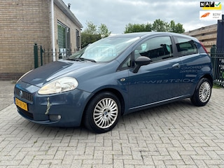 Fiat Punto Grande 1.4 Dynamic