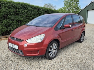 Ford S-MAX 2.0 16V Titanium | Clima | Cruise | PDC | Trekhaak