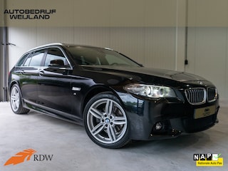 BMW 5-serie Touring 520i M Sport Edition High Executive I Trekhaak I leder I 184 PK I M-pakket I 18" I M-sport I Sportstoelen I