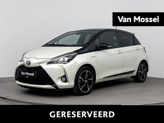 Toyota Yaris 1.5 Hybrid 100Pk Bi-Tone | Airco | Achteruitrijcamera | Armsteun | Climate Control | LED Dagrijverlichting