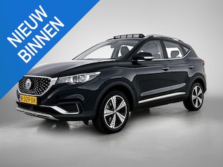 MG ZS EV Luxury 45 kWh | Navi | Leder | Panoramadak | Camera | Adaptive Cruise Control |