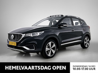MG ZS EV Luxury 45 kWh | Navi | Leder | Panoramadak | Camera | Adaptive Cruise Control |