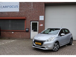 Peugeot 208 1.2 VTi Blue Lease Executive 2e eigenaar NAP Cruise PDC Airco Trekhaak APK