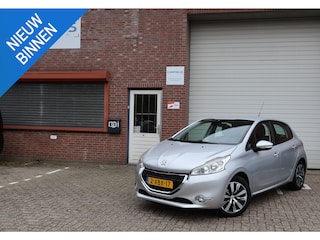 Peugeot 208 1.2 VTi Blue Lease Executive 2e eigenaar NAP Cruise PDC Airco Trekhaak APK
