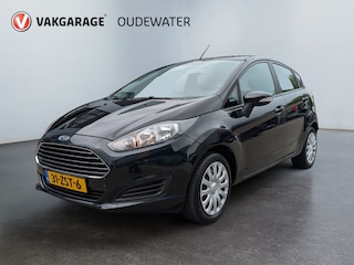 Ford Fiesta 1.0 Champion * Trekhaak * Nieuwe Distributie *
