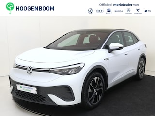 Volkswagen ID.5 Pro Advantage 77 kWh | SoH 91% | Achteruitrijcamera | Adaptieve cruise control | Parkeerassistent | 3-zone airco | Keyless | CarPlay | Navigatie | Stoel- en stuurwielverwarming |