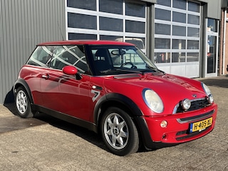 Mini Mini 1.7 D Anniversary Telefoonvoorbinding Cruise controle Mistlampen voor Anniversary uitvoering Euro 4