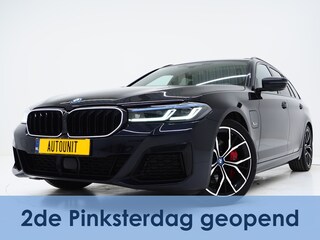 BMW 5-serie Touring 530e M Sport Shadow Line | Panoramadak | LED Grille | Harman/Kardon | Leder | HUD | 360 | LaserLED | Carplay