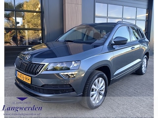 Skoda Karoq 1.0 TSI Style / trekhaak / apple carplay / android auto / camera