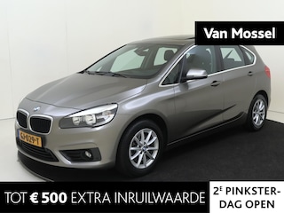 BMW 2-serie Tourer 218i Essential | Business-pakket | achteropkomend verkeer waarschuwing | airco automatisch | Autonomous Emergency Braking | bots herkenning en activatie | cruise control | elektrisch glazen panorama-dak | navigatiesysteem full map + hard disk |