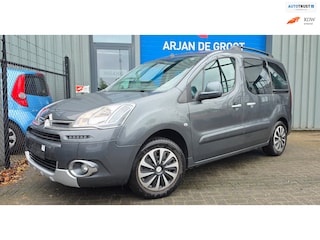 Citroën Berlingo 1.6 120PK 4Cilinder Clima Pano Cruise Trekhaak Zeer luxe