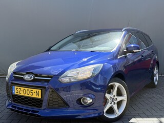 Ford Focus Wagon BWJ 2013 1.6 126 PK TI-VCT Titanium AUTOMAAT | TREKHAAK | LEDER | STOELVERW. | VOORRUITVERW. | ELEKR.STOELEN | LMV | PDC