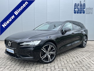 Volvo V60 2.0 T6 Recharge AWD R-Design Trekhaak Navigatie Pilot Assist ACC Leder Stoel + Stuur Verwarming 19 Inch Camera Extra DAB Blis Getint Glas Plug in Hybride