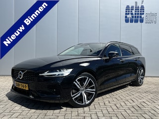 Volvo V60 2.0 T6 Recharge AWD R-Design Trekhaak Navigatie Pilot Assist ACC Leder Stoel + Stuur Verwarming 19 Inch Camera Extra DAB Blis Getint Glas Plug in Hybride