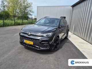 Volkswagen Tiguan 1.5 eHybrid R-Line Edition 204Pk DSG/AUTO | Glazen panorama-dak | Achteruitrijcamera | Dodehoek detectie | Apple carplay android auto | Cruise control adaptief | Keyless entry/start | stoel met massage functie | 20"LMV