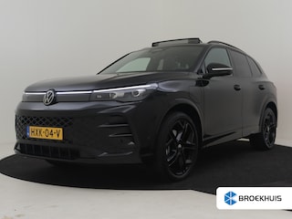 Volkswagen Tiguan 1.5 eHybrid R-Line Edition 204Pk DSG/AUTO | Glazen panorama-dak | Achteruitrijcamera | Dodehoek detectie | Apple carplay android auto | Cruise control adaptief | Keyless entry/start | stoel met massage functie | 20"LMV