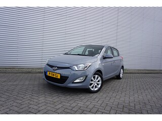 Hyundai i20 1.2i i-Drive Airco / Elektr. ramen / Lm velgen / APK t/m 02-2027