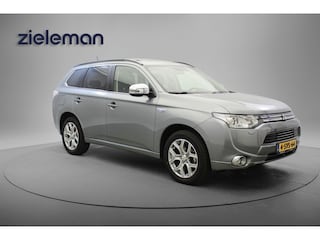 Mitsubishi Outlander 2.0 PHEV Intense + - Carplay, Panorama, Camera, Leer, Stoelverw. Trekhaak