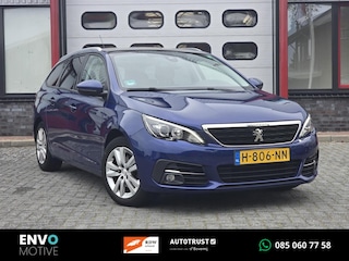 Peugeot 308 SW 1.2 PureTech Blue Lease Executive Navi/Pano